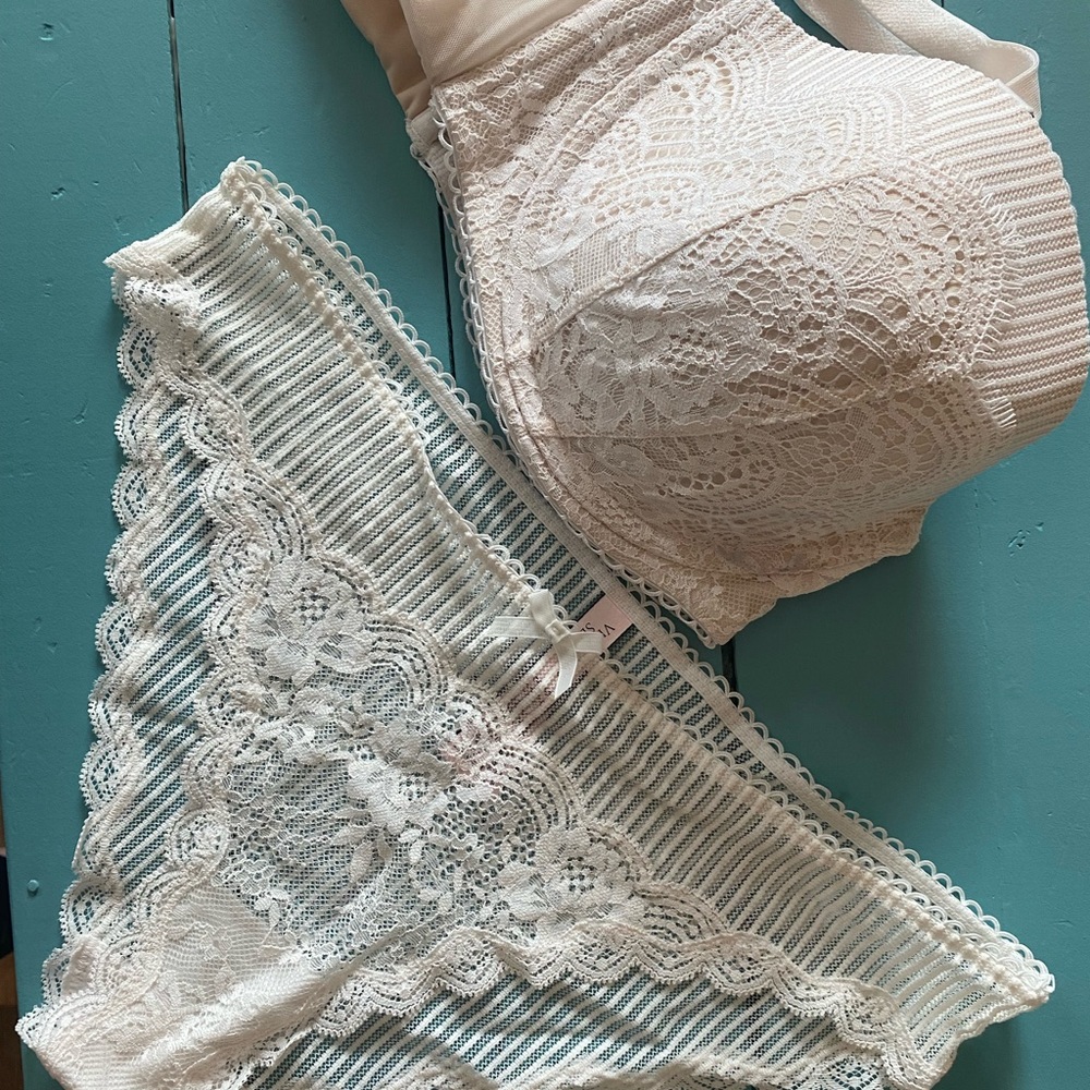 VS panty and bra set